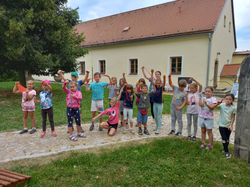 Příměstský tábor muzejních poboček Telč a Roštejn na téma „Cesta časem“,18. – 22. 8. 2025