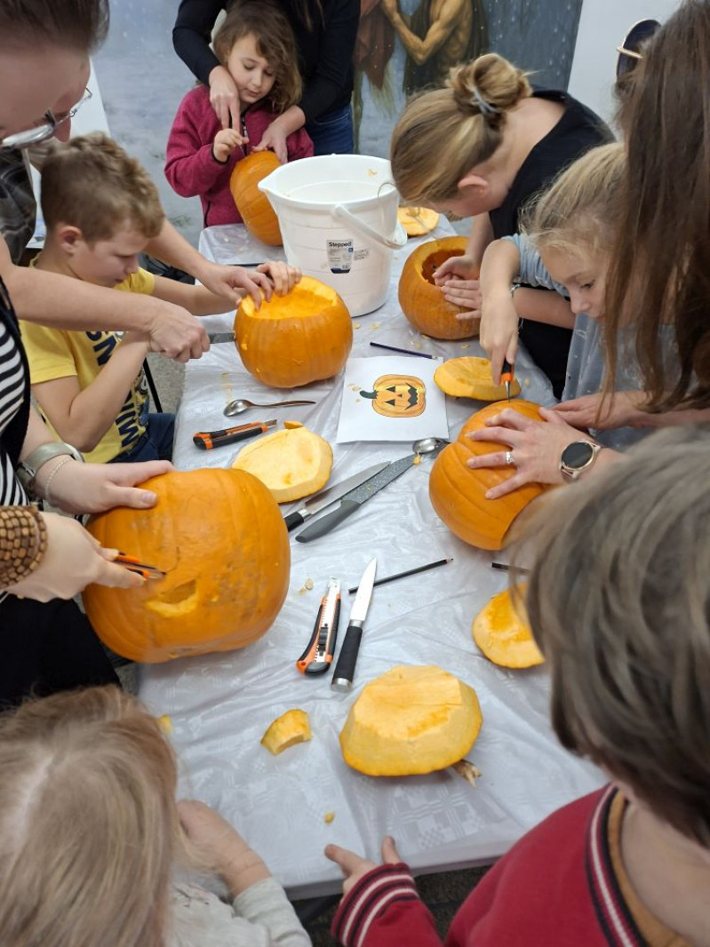 Letem světem s Halloweenem aneb co na to Dušičky?