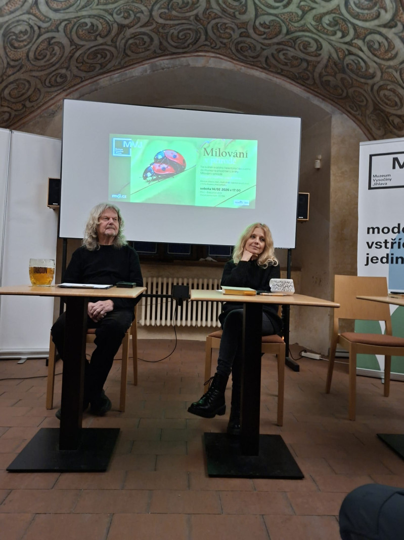 Čtení z knihy Julia Komárka Milování v přírodě